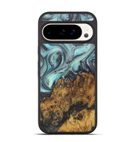 Pixel 9 Wood+Resin Phone Case - Breanna (Green, 722040)