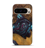 Pixel 9 Wood Live Edge Phone Case - Allen (Blue, 724130)