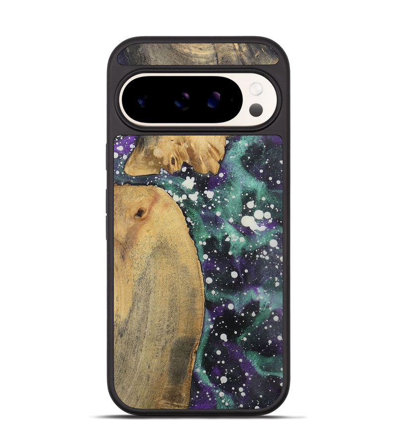 Pixel 9 Wood Phone Case - Vivienne (Cosmos, 724913)