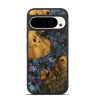 Pixel 9 Wood Phone Case - Goldie (Cosmos, 725648)