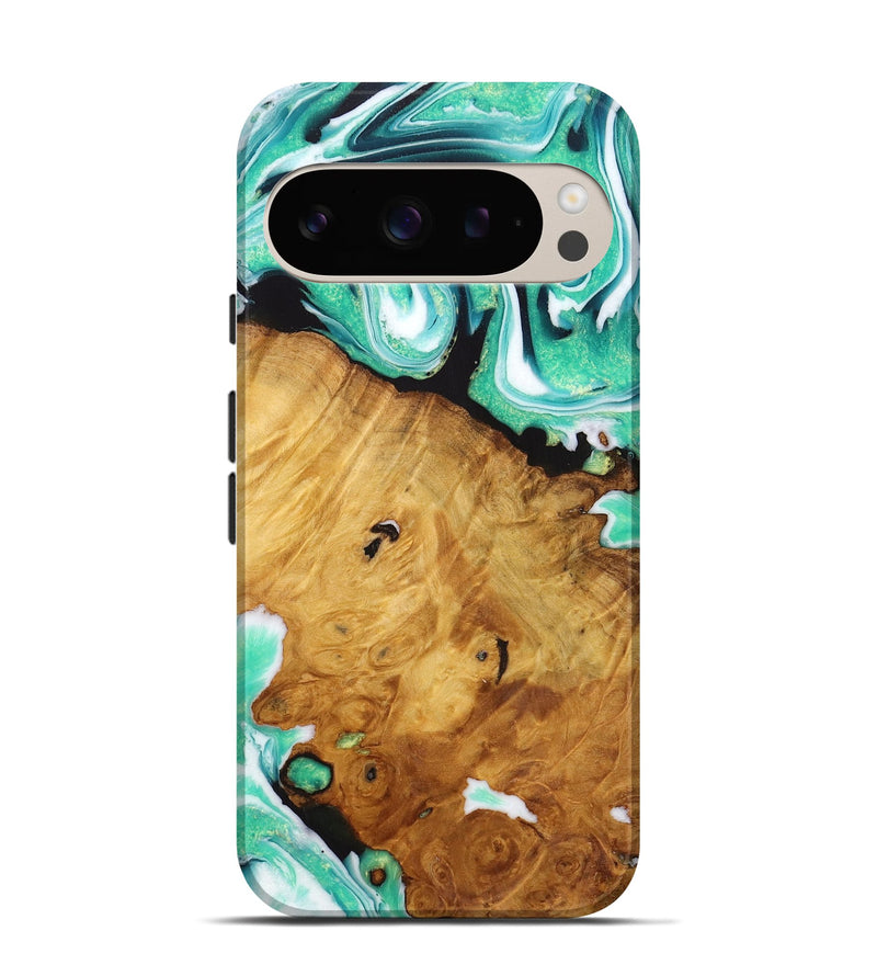 Pixel 9 Pro Wood Live Edge Phone Case - Maxine (Green, 726537)