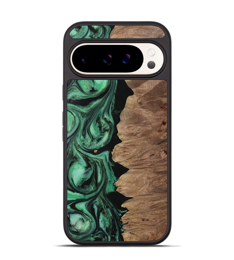 Pixel 9 Wood Phone Case - Howie (Green, 729753)