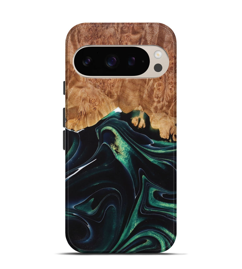 Pixel 9 Wood Live Edge Phone Case - Craig (Green, 730338)