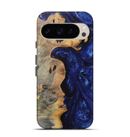 Pixel 9 Pro Wood Live Edge Phone Case - Teddie (Blue, 731374)