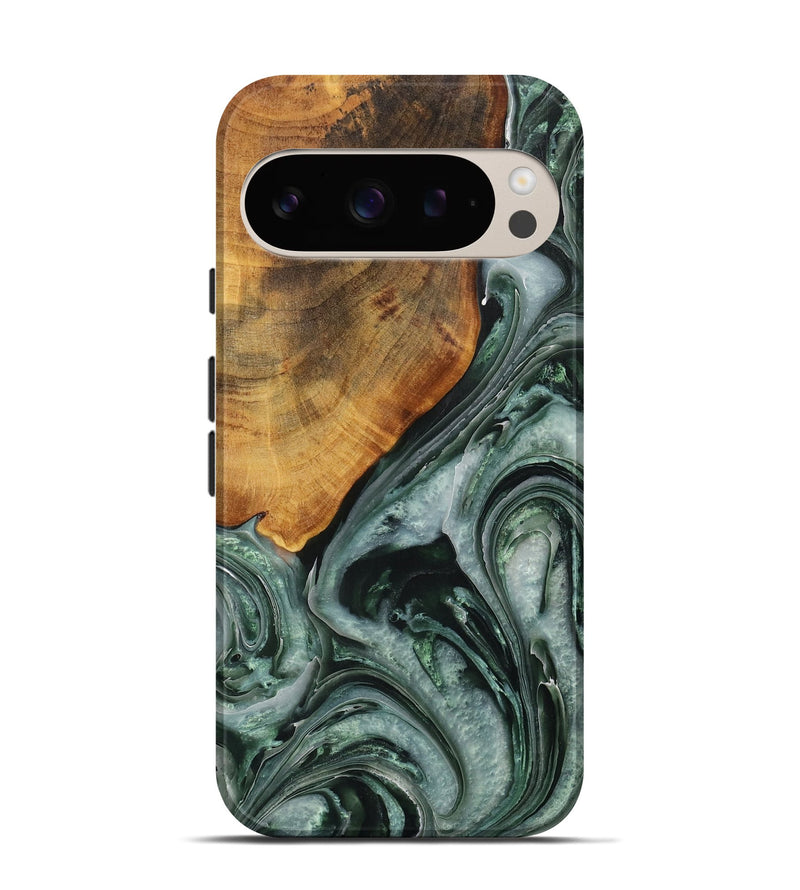 Pixel 9 Wood Live Edge Phone Case - Male (Green, 731771)