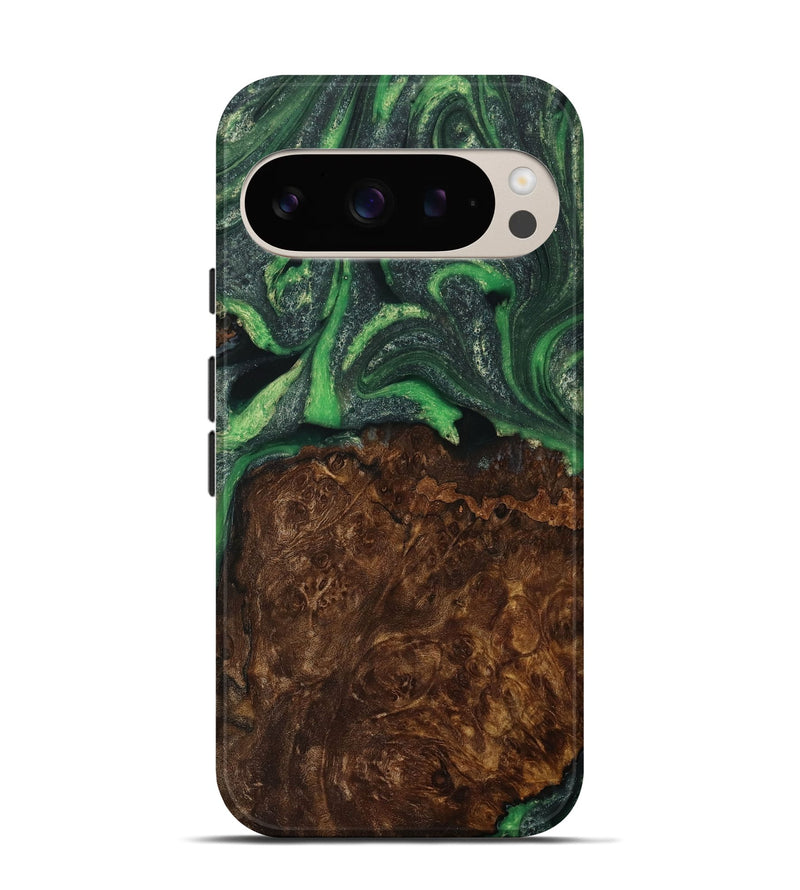 Pixel 9 Wood Live Edge Phone Case - Cassie (Green, 731805)