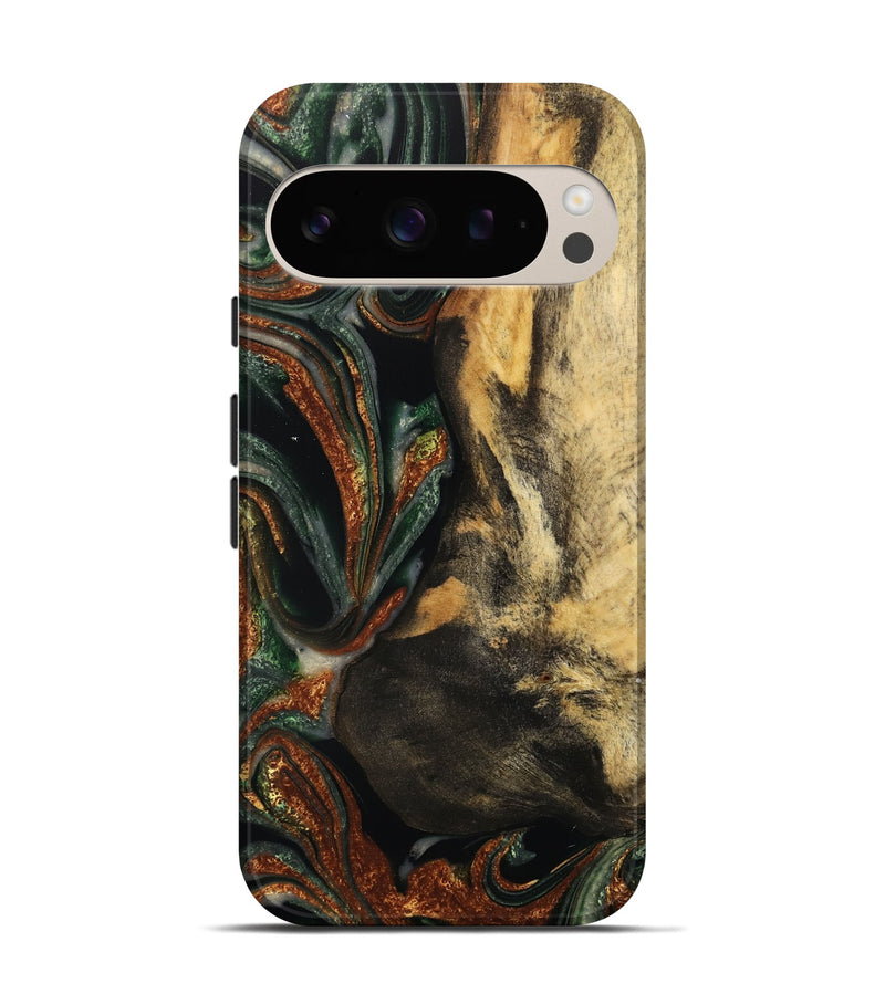 Pixel 9 Wood Live Edge Phone Case - Luci (Green, 732547)