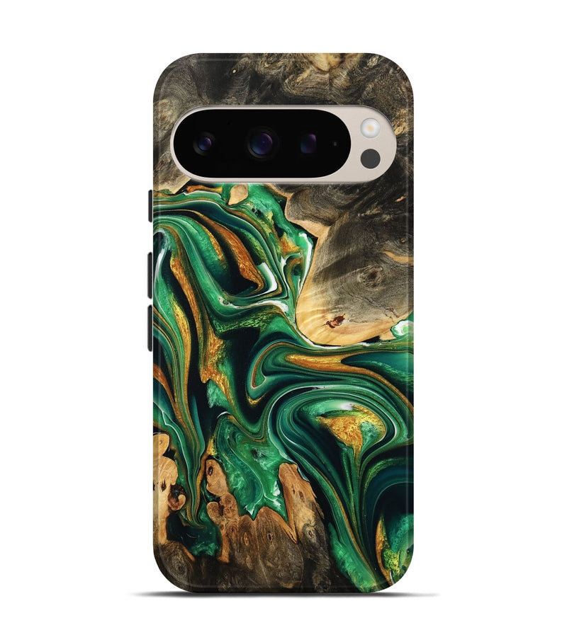 Pixel 9 Wood Live Edge Phone Case - Roland (Green, 732552)