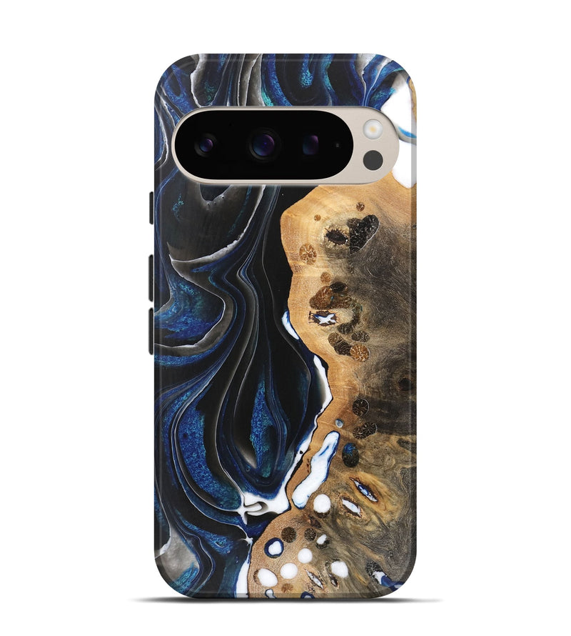 Pixel 9 Wood Live Edge Phone Case - Dennie (Blue, 733016)