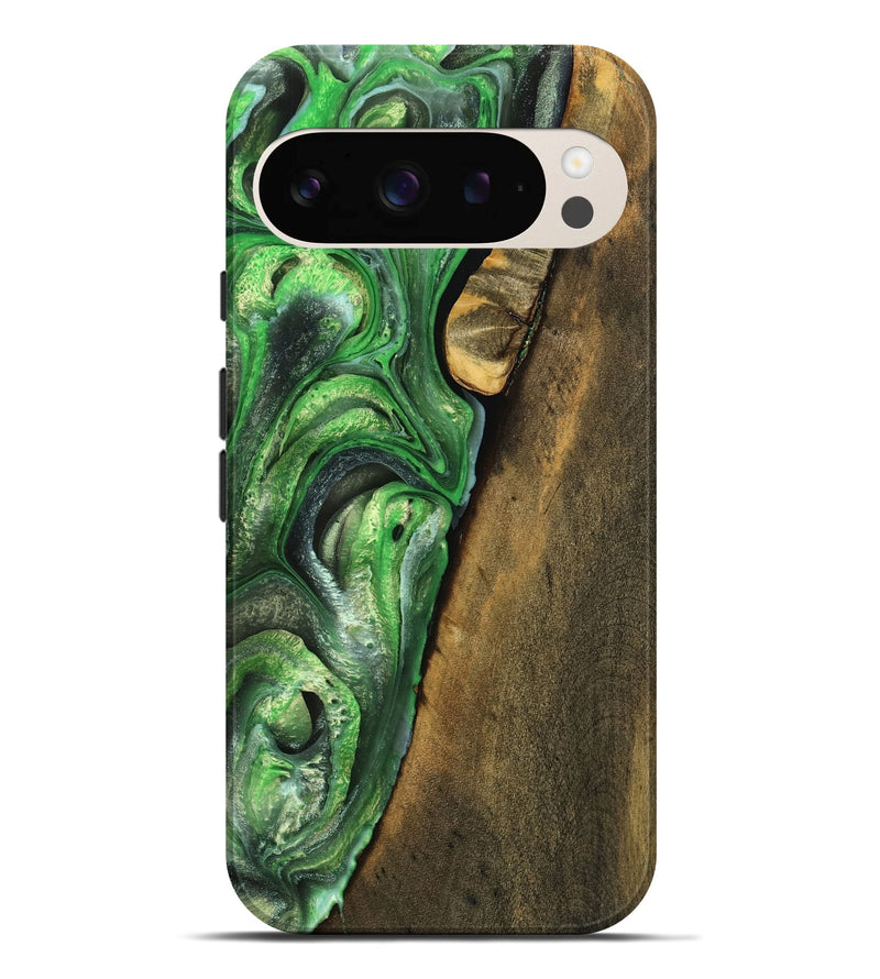 Pixel 9 Pro XL Wood Live Edge Phone Case - Goldy (Green, 738765)