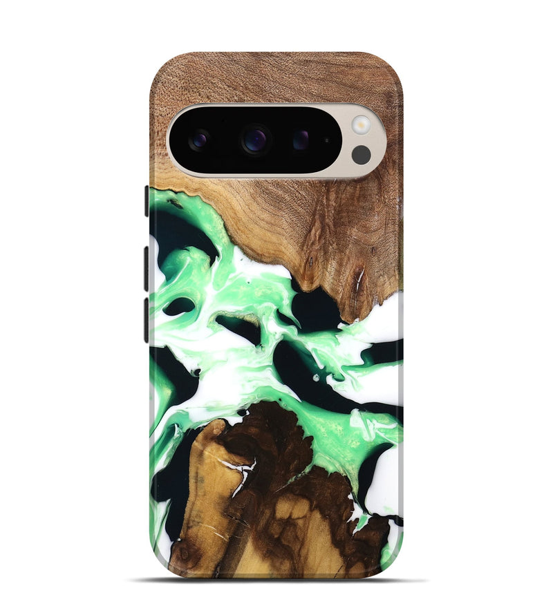 Pixel 9 Wood Live Edge Phone Case - Lucina (Green, 741334)