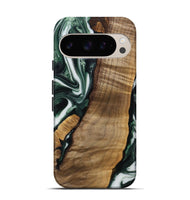 Pixel 9 Pro Wood Live Edge Phone Case - Hilmer (Green, 742565)