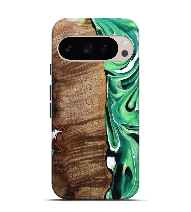 Pixel 9 Wood Live Edge Phone Case - Larissa (Green, 742971)