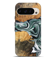 Pixel 9 Pro XL Wood Live Edge Phone Case - Chuan (Green, 744374)