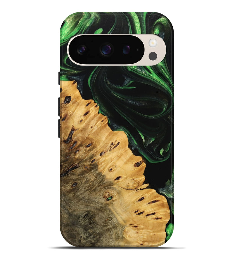 Pixel 9 Pro XL Wood Live Edge Phone Case - Schell (Green, 745055)