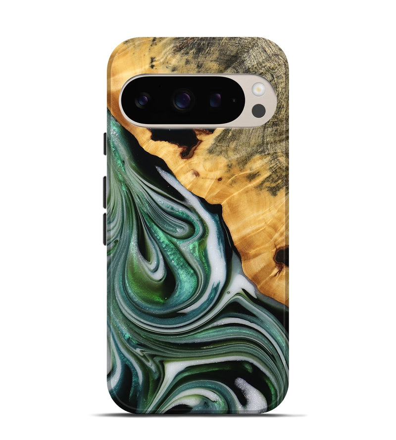 Pixel 9 Wood Live Edge Phone Case - Xyla (Green, 746297)