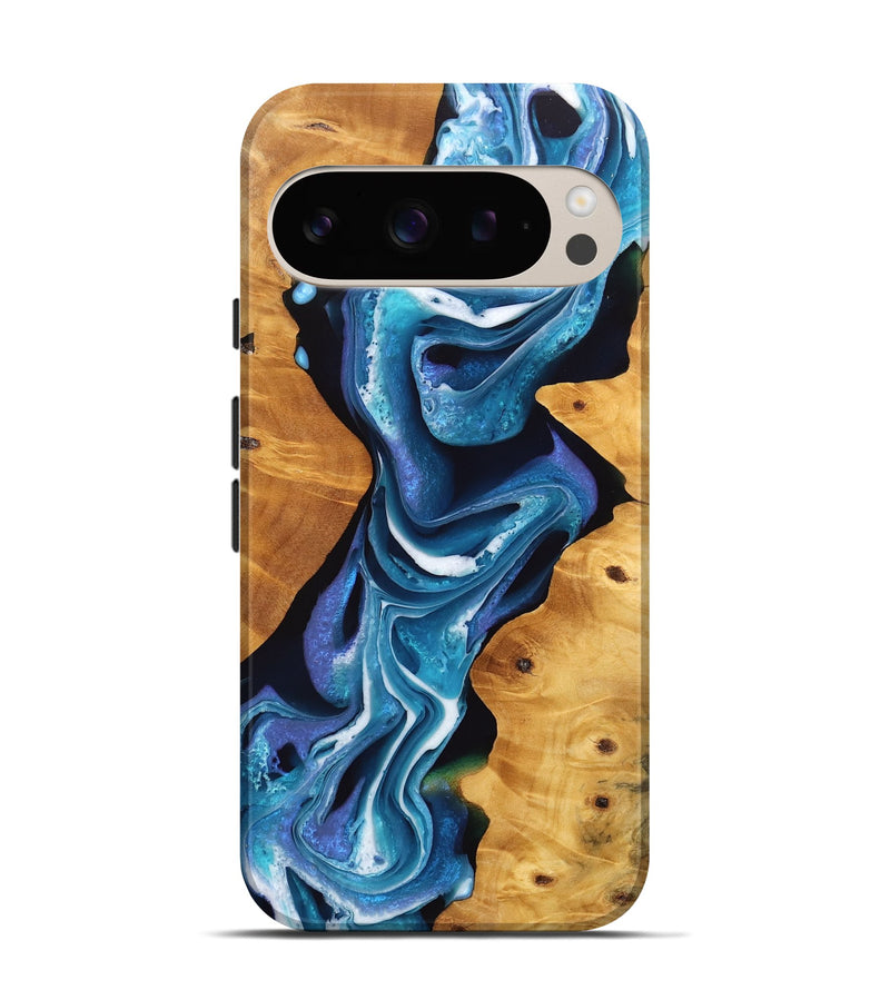 Pixel 9 Pro Wood Live Edge Phone Case - Verda (Blue, 746591)