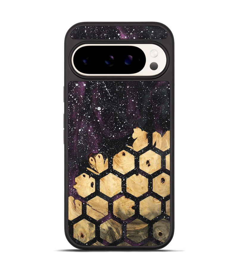 Pixel 9 Pro Wood Phone Case - Elliot (Fusion, 747105)